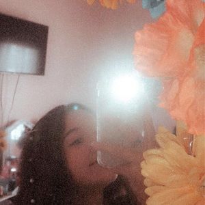 Meet your Posher, Talia